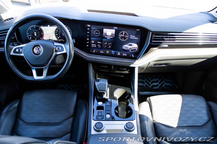 Volkswagen Ostatní modely Touareg 3.0 V6 TDI SCR 286k Eleg 2018