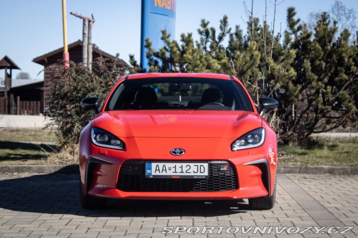Toyota GR86 2.4 Boxer Executive 2024