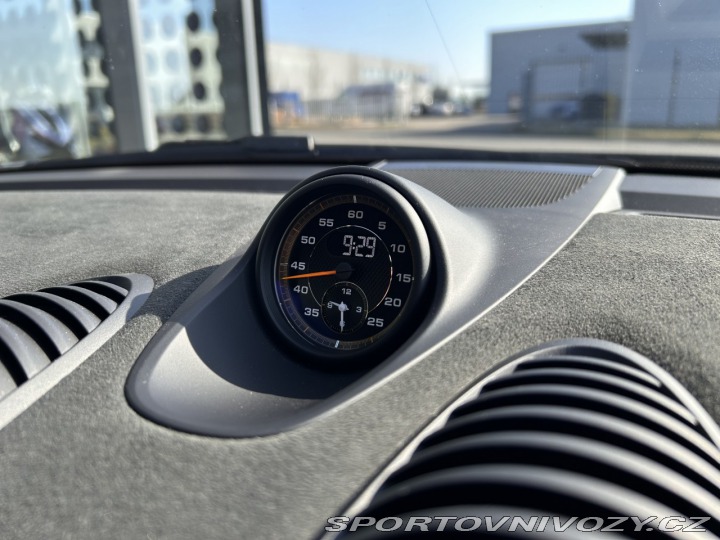 Porsche 718 Cayman GT4 RS Weissach 2023