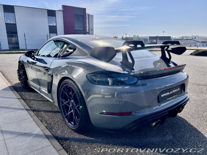 Porsche 718 Cayman GT4 RS Weissach 2023