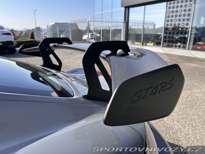 Porsche 718 Cayman GT4 RS Weissach 2023