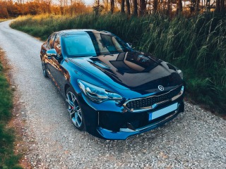 Kia Stinger 3.3 V6 GT 4WD,plná výbav