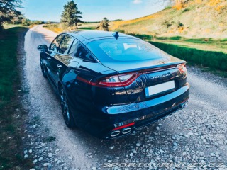 Kia Stinger 3.3 V6 GT 4WD,plná výbav 2019