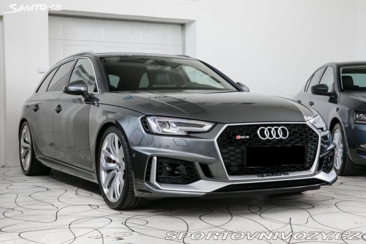 Audi RS4 2019