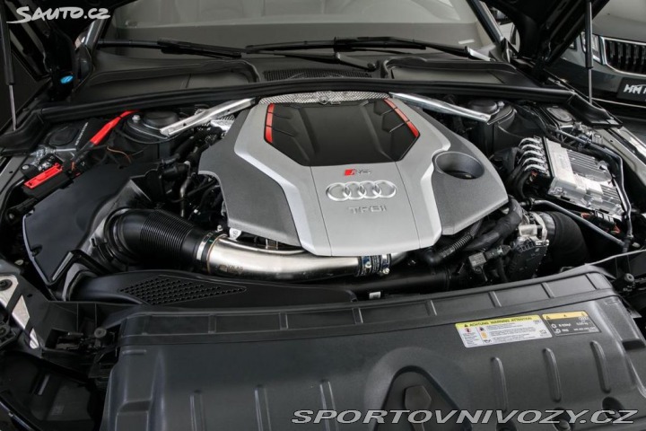 Audi RS4 2019