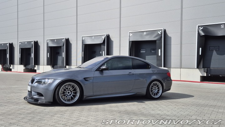 BMW M3 E92, manuál, V8 2008