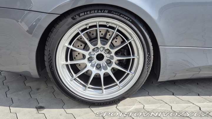 BMW M3 E92, manuál, V8 2008