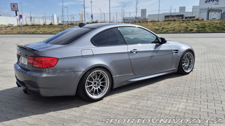 BMW M3 E92, manuál, V8 2008