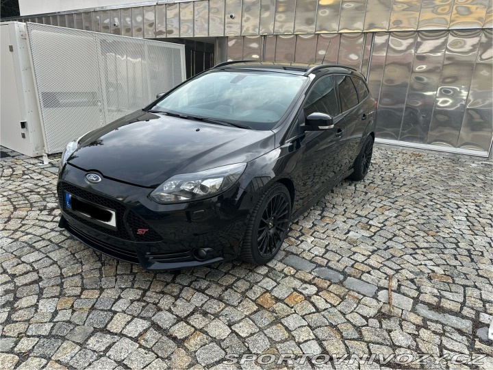Ford Focus ST  2014