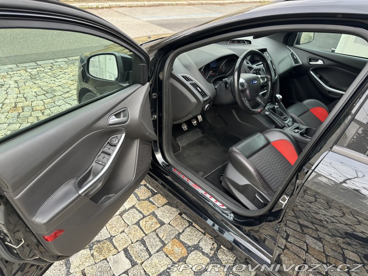 Ford Focus ST  2014