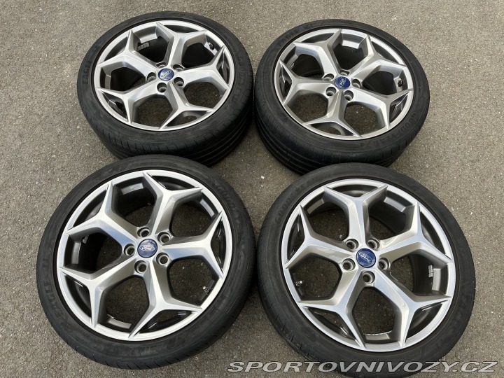 Ford Focus ST  2014