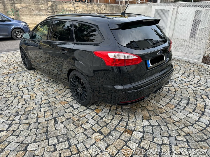 Ford Focus ST  2014