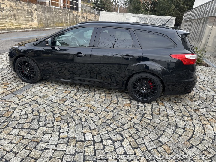 Ford Focus ST  2014