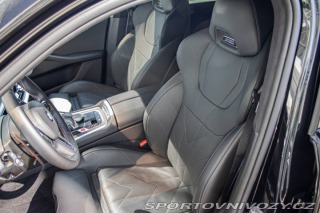 BMW XM  2024