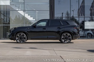 BMW XM  2024