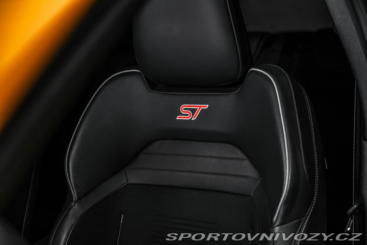 Ford Focus ST 2.3 ST Performance Recaro 2022