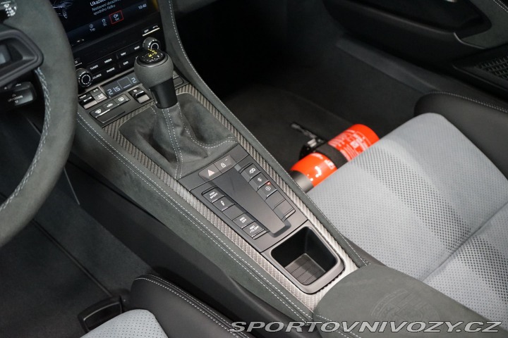 Porsche 718 Spyder RS Weissach Lift B 2024