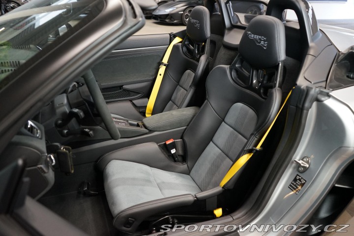 Porsche 718 Spyder RS Weissach Lift B 2024