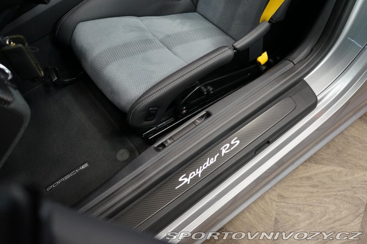 Porsche 718 Spyder RS Weissach Lift B 2024