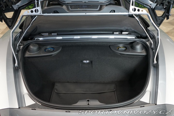 Porsche 718 Spyder RS Weissach Lift B 2024