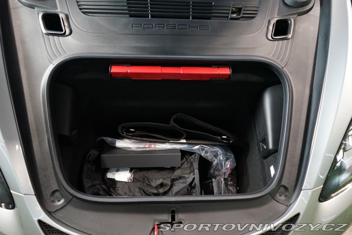 Porsche 718 Spyder RS Weissach Lift B 2024