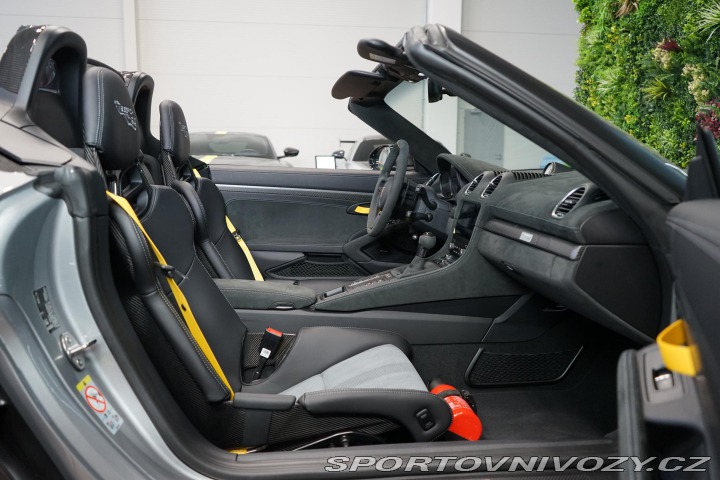 Porsche 718 Spyder RS Weissach Lift B 2024