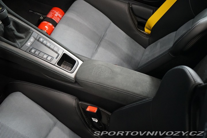 Porsche 718 Spyder RS Weissach Lift B 2024