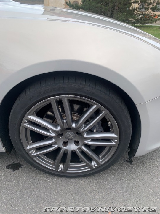 Maserati Ghibli 2015