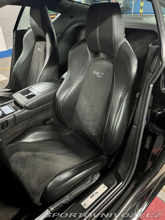 Aston Martin DBS Manual - 1 of 984 pcs 2008