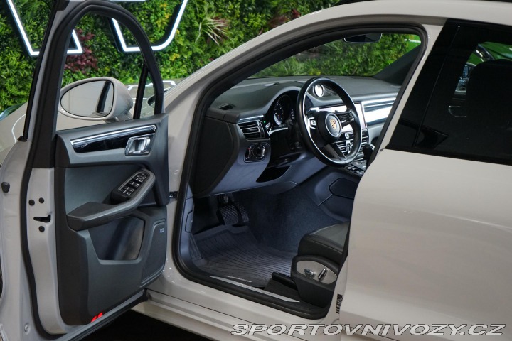 Porsche Macan S Burm Chrono Vzduch PDK 2022