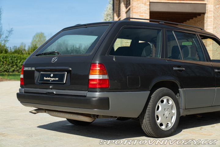 Mercedes-Benz E 200 TE 16V SW 1993