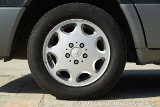 Mercedes-Benz E 200 TE 16V SW 1993