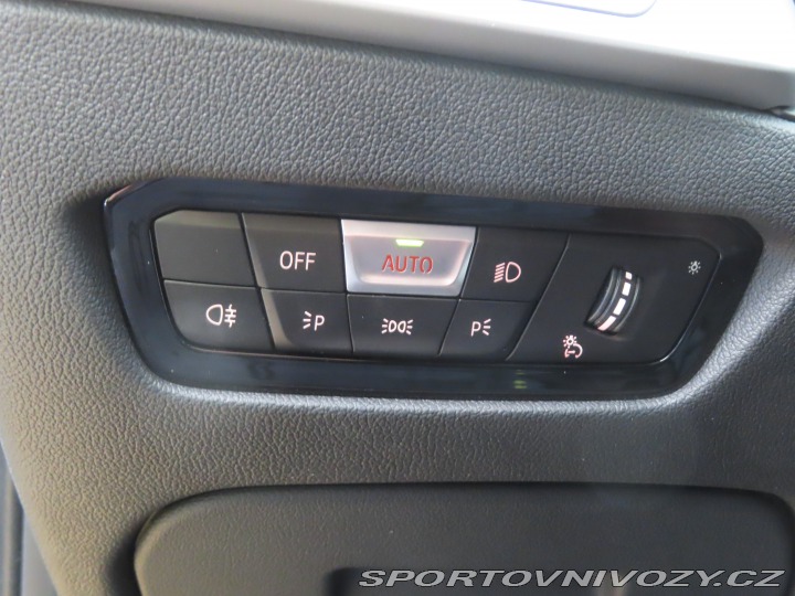 BMW 3 330 e xDrive 2021