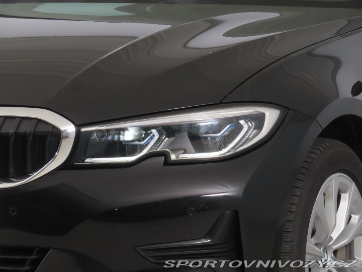 BMW 3 330 e xDrive 2021