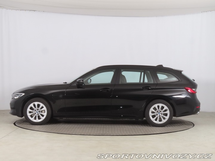 BMW 3 330 e xDrive 2021
