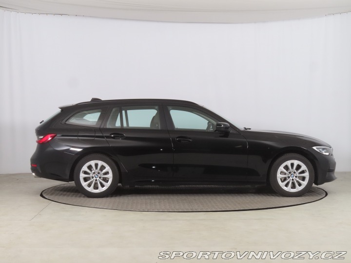 BMW 3 330 e xDrive 2021