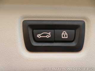 BMW 3 330 e xDrive 2021
