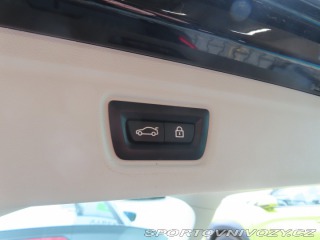 BMW 3 330 e xDrive 2021