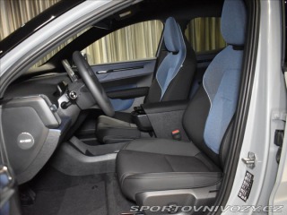 Volvo Ostatní modely EX30 0,0 Twin Motor Ultra Pano 2024