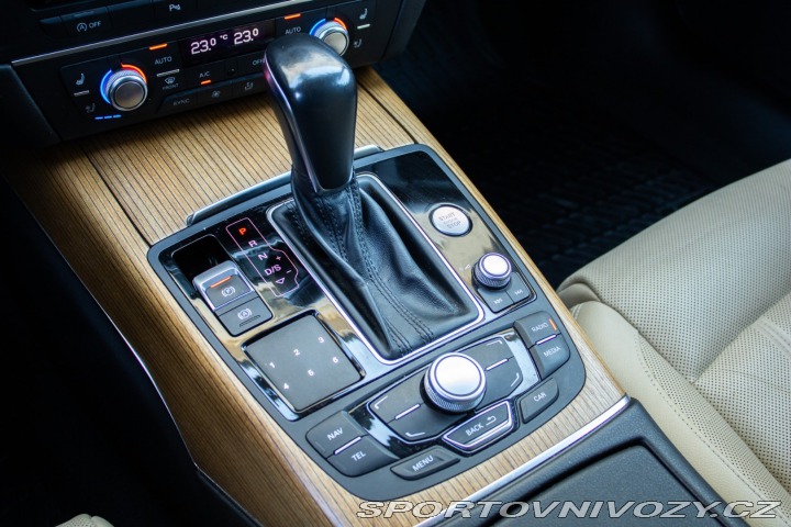 Audi A6 Avant 3.0 TDI DPF 272k q 2017