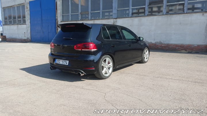 Volkswagen Golf GTI 2010