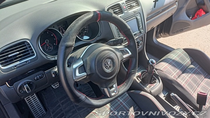 Volkswagen Golf GTI 2010
