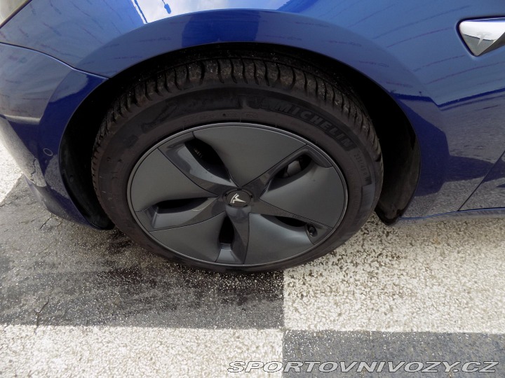 Tesla Model 3 Standard Range +/PANO/LED 2019