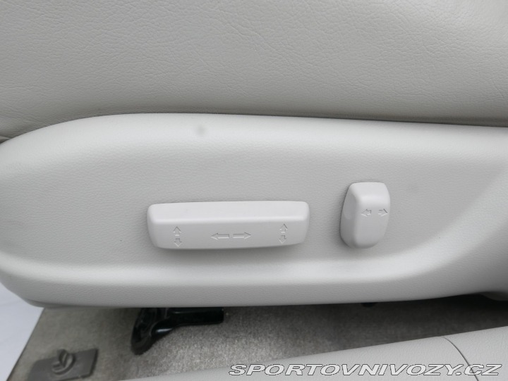 Honda Accord 2,4 i-VTEC Automat REZERV 2010