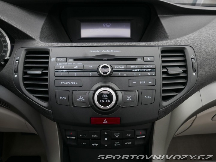 Honda Accord 2,4 i-VTEC Automat REZERV 2010