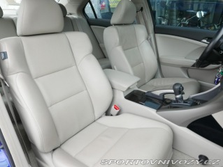 Honda Accord 2,4 i-VTEC Automat REZERV 2010