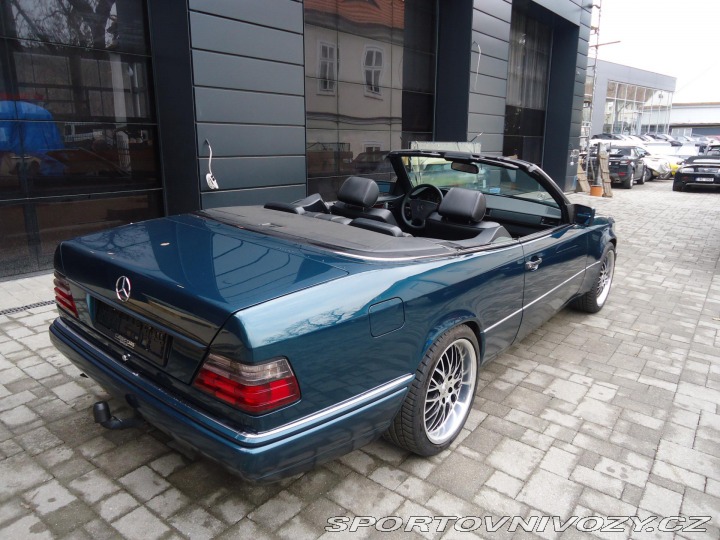 Mercedes-Benz E E200 cabrio W124 1995