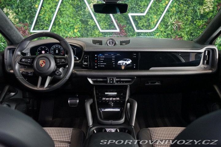 Porsche Cayenne GTS Coupé Chrono 360 Carb 2024