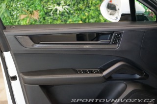 Porsche Cayenne GTS Coupé Chrono 360 Carb 2024