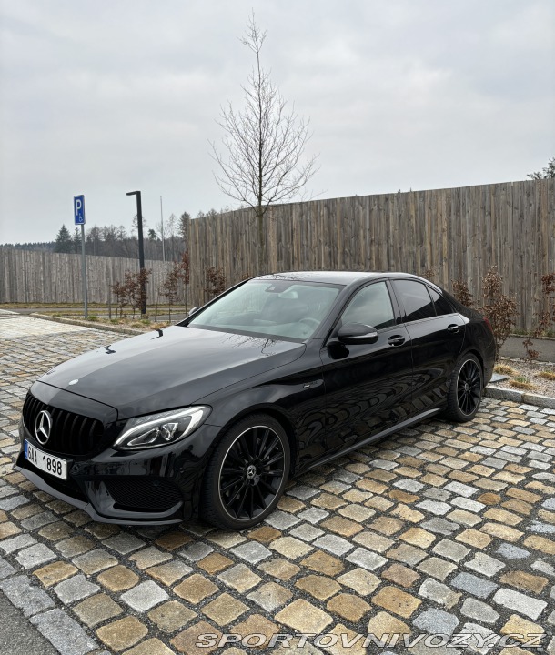 Mercedes-Benz C 400 4MATIC V6 245kW 2017